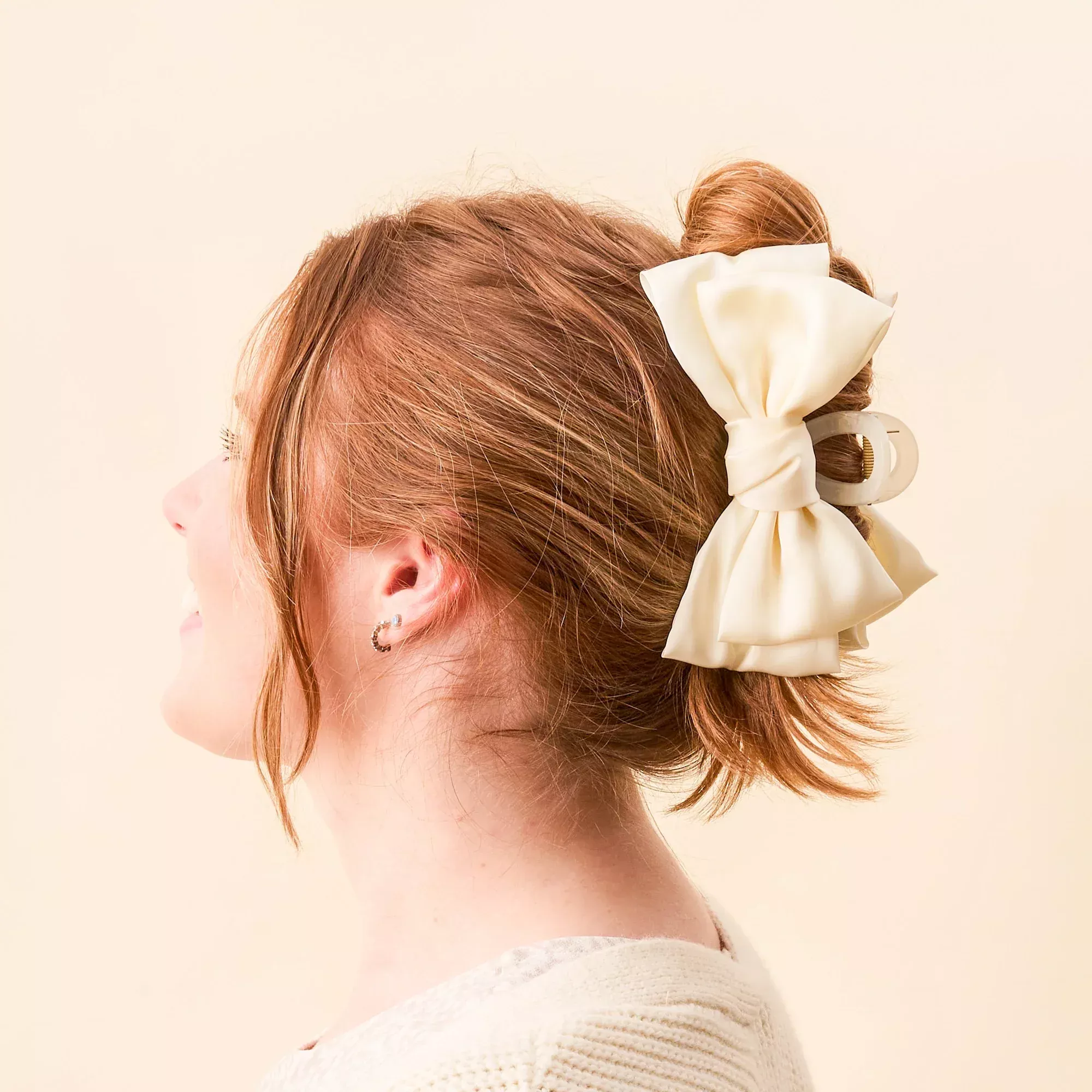 Bow Claw Clip - Cream