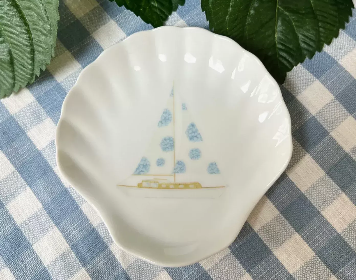 Hydrangea Sailboat Ring Dish