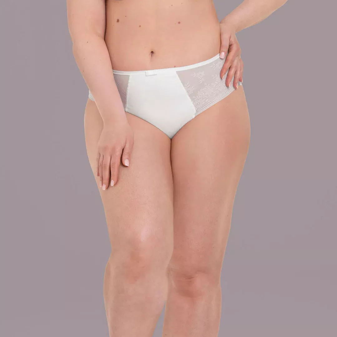 Rosa Faia Rosemary Full Brief