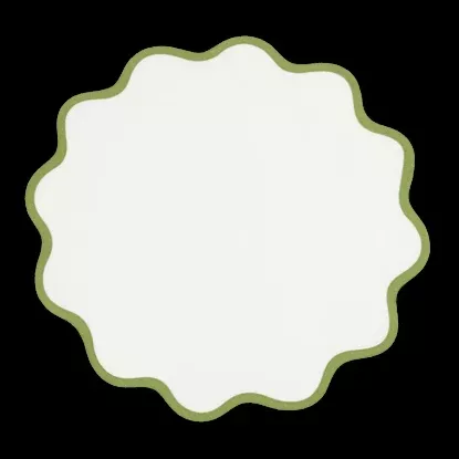 Scallop Edge Customizable Circle Placemat- Grass