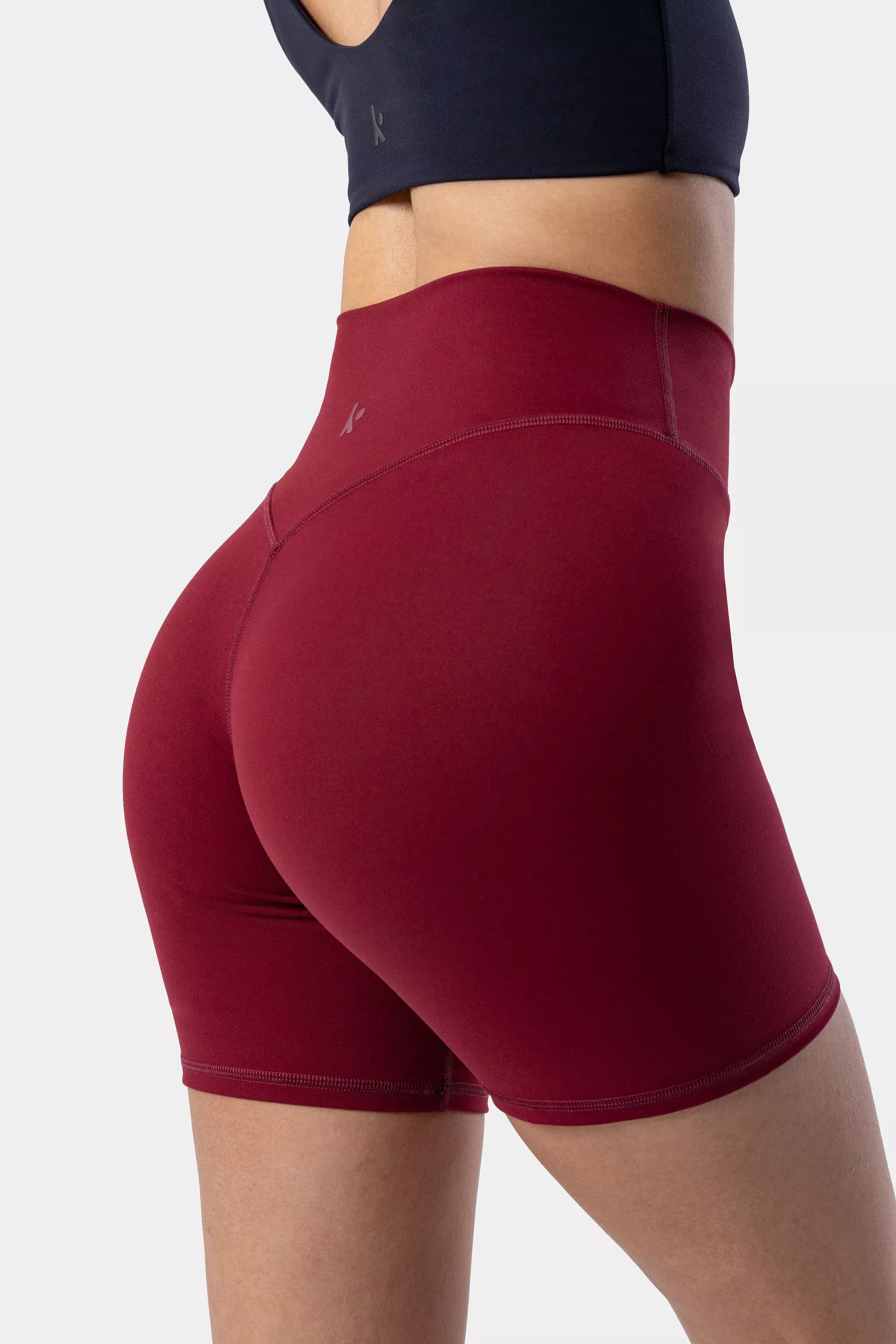 Serenity Shorts 6" - Ruby Wine