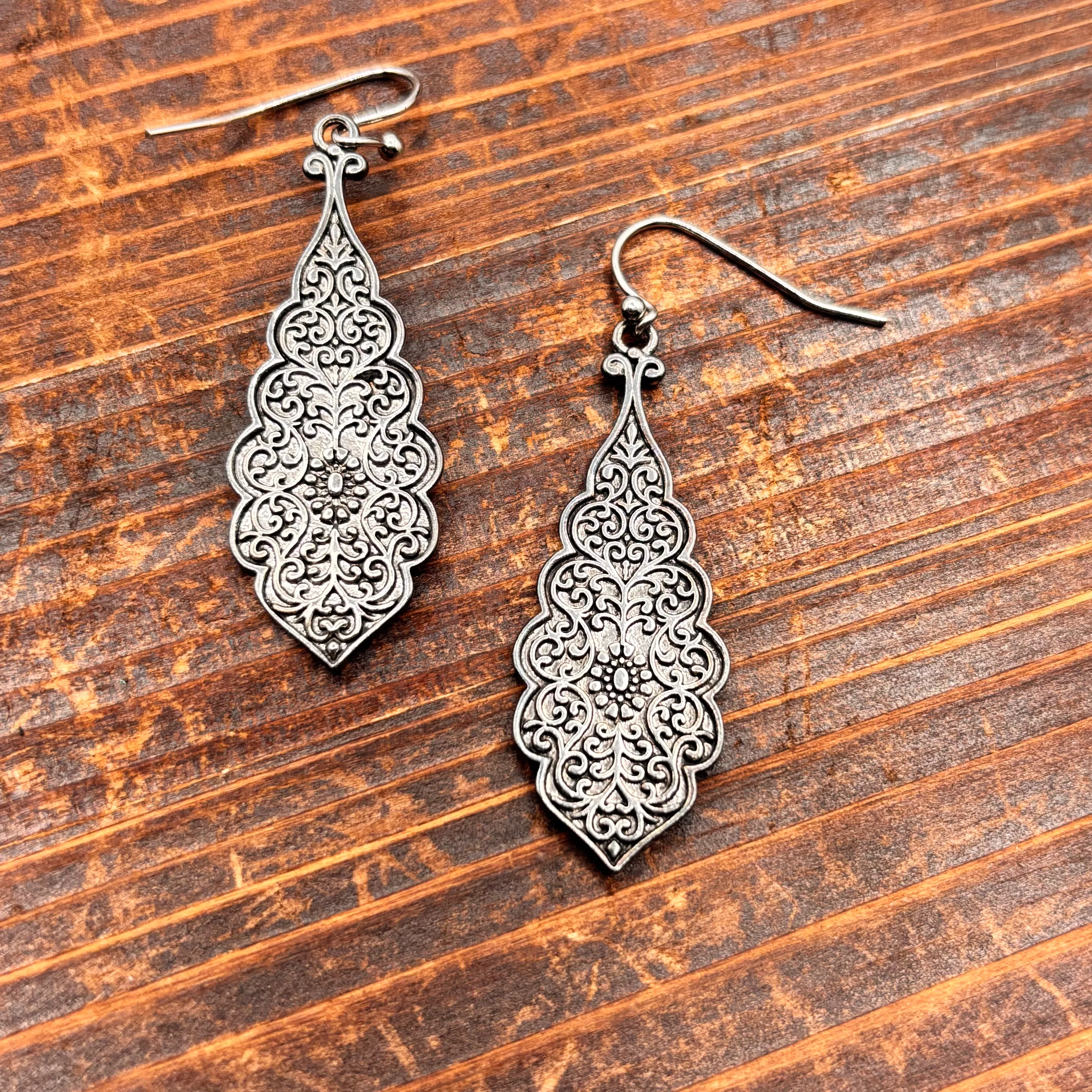 TMER106 - Silver Leaf Drop Earrings